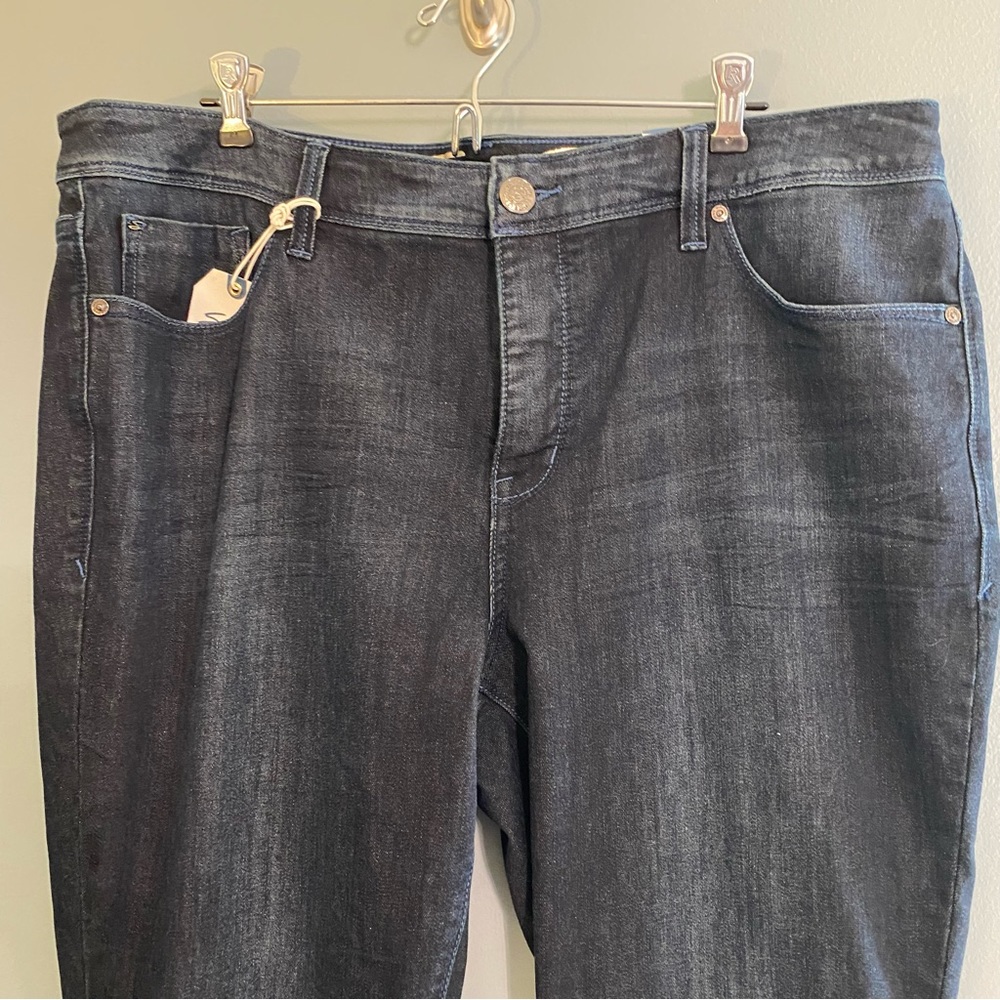 NWT Seven 7 Limited Edition Lane Bryant Dark Wash Skinny Jeans Size 18 - Picture 3 of 11